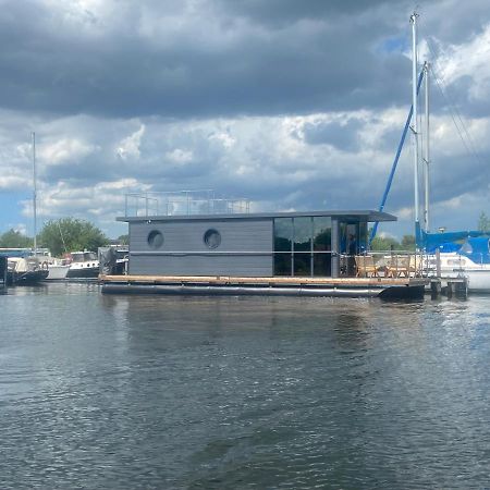 Nederhorst den Berg La Mare Houseboat酒店 外观 照片