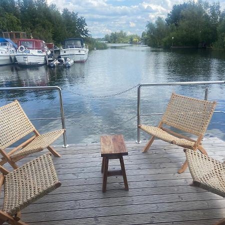 Nederhorst den Berg La Mare Houseboat酒店 外观 照片